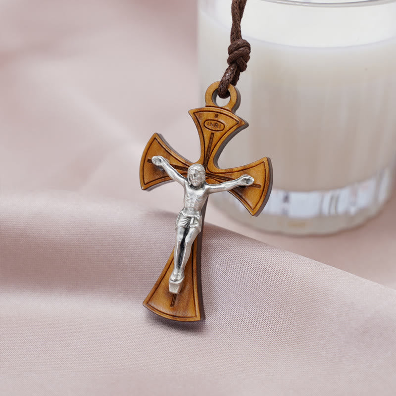 Christianartworkshop Collier pendentif croix crucifix en bois d'olivier courbé de style classique - image 1