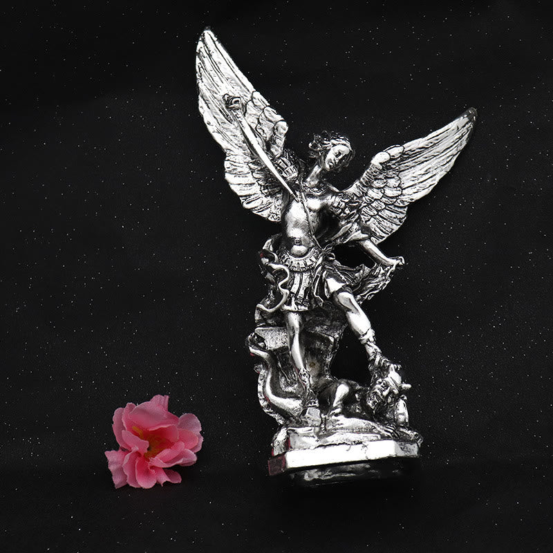Christianartworkshop Ornement de bureau de style classique représentant Saint Michel Archange terrassant Lucifer - image 3