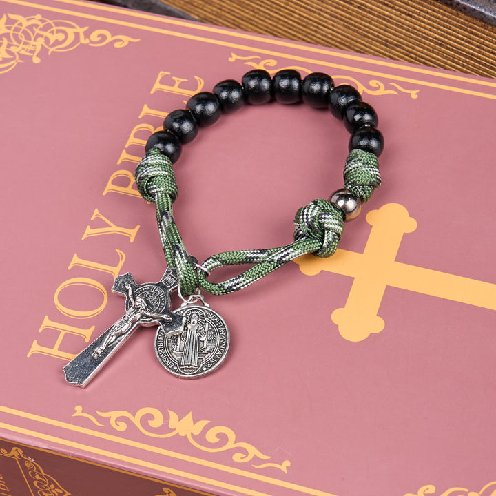 Christianartworkshop Médaille et crucifix de saint Benoît, ronds, en bois noir, avec cordon vert, chapelet de poche. - Cordon vert - image 0