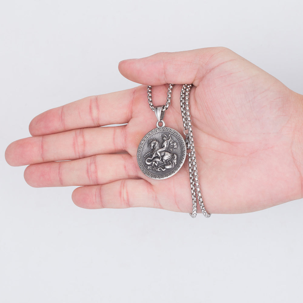 Christianartworkshop Collier pendentif Saint Georges tueur de dragon, style classique - image 1