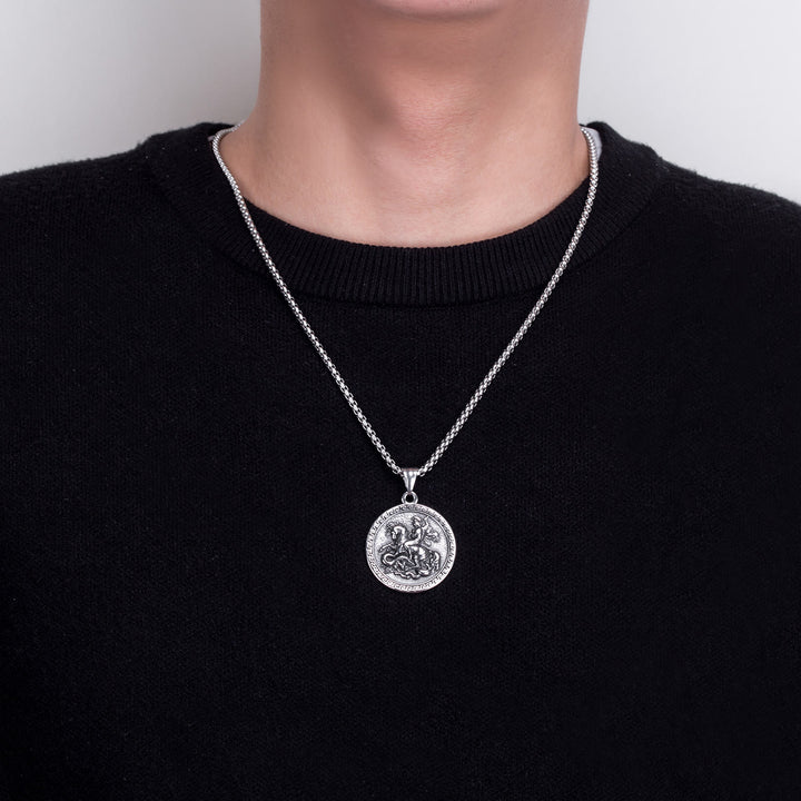 Christianartworkshop Collier pendentif Saint Georges tueur de dragon, style classique - image 2