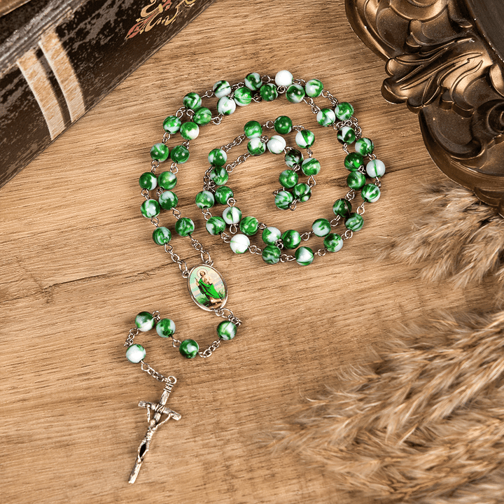 Christianartworkshop Chapelet de Saint Jude Thaddée et crucifix, en alliage acrylique vert rond de 8 mm, chaîne - image 1