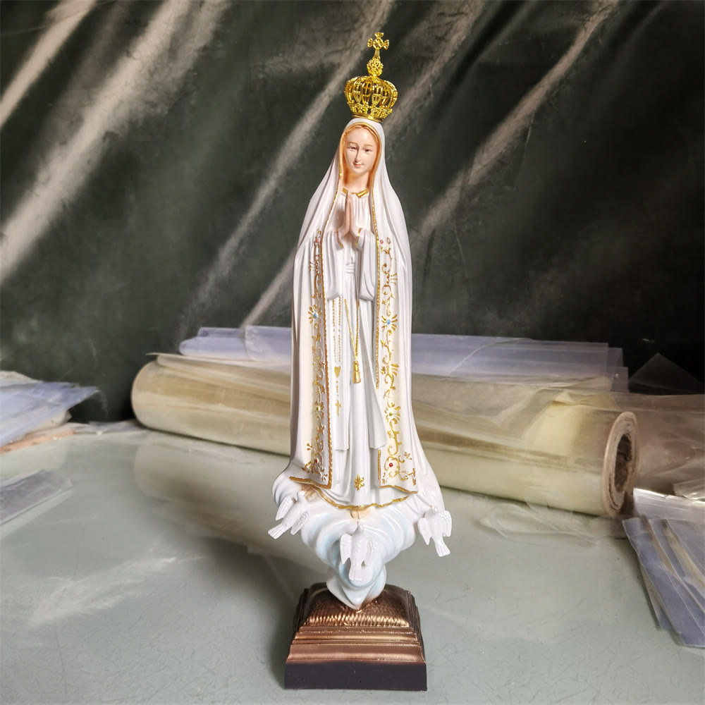Christianartworkshop Couronne dorée de style classique, ornement de bureau représentant Notre-Dame de Fatima - Notre-Dame de Fatima - image 0