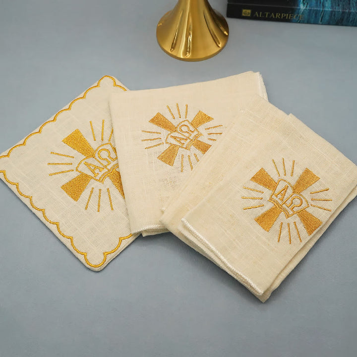 Christianartworkshop Ensemble de linge d'autel en forme de croix dorée brillante de style classique - image 3
