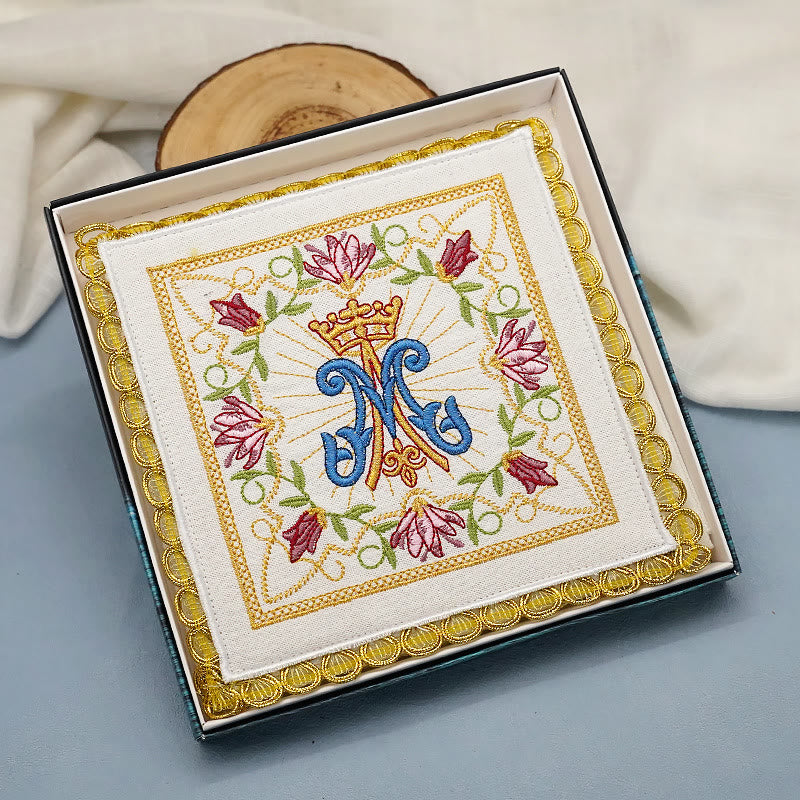 Christianartworkshop Ensemble de linge d'autel Marial Floral Grace de style classique - image 5