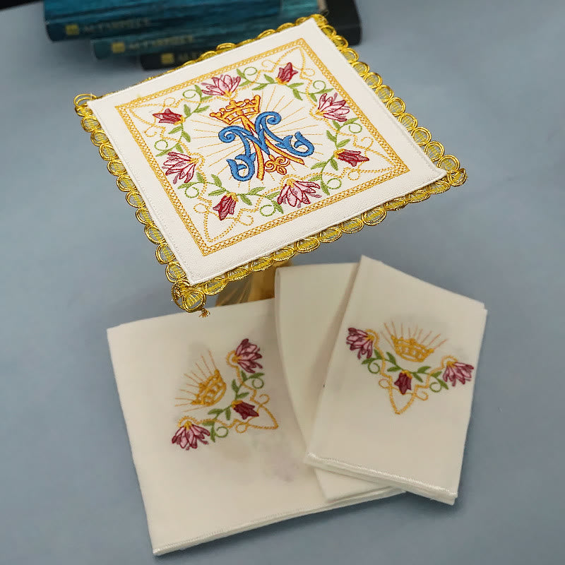 Christianartworkshop Ensemble de linge d'autel Marial Floral Grace de style classique - Notre Dame - image 0