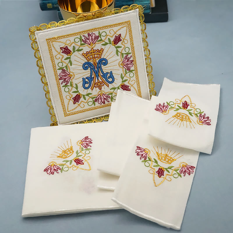 Christianartworkshop Ensemble de linge d'autel Marial Floral Grace de style classique - image 3