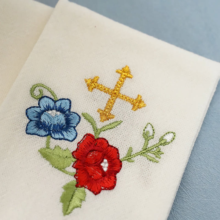 Christianartworkshop Ensemble de linge d'autel de style classique, orné de motifs floraux sacrés IHS. - image 10