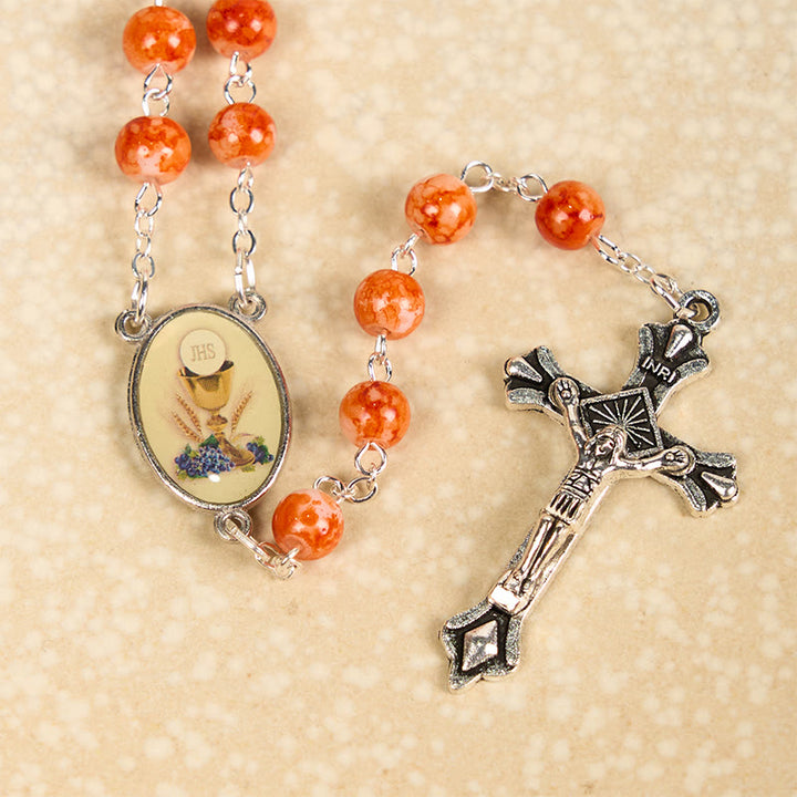 Christianartworkshop Chapelet en alliage de verre orange rond de 8 mm avec crucifix et Sainte Communion - image 4