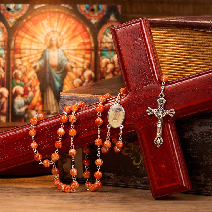 Christianartworkshop Chapelet en alliage de verre orange rond de 8 mm avec crucifix et Sainte Communion - Orange - image 0