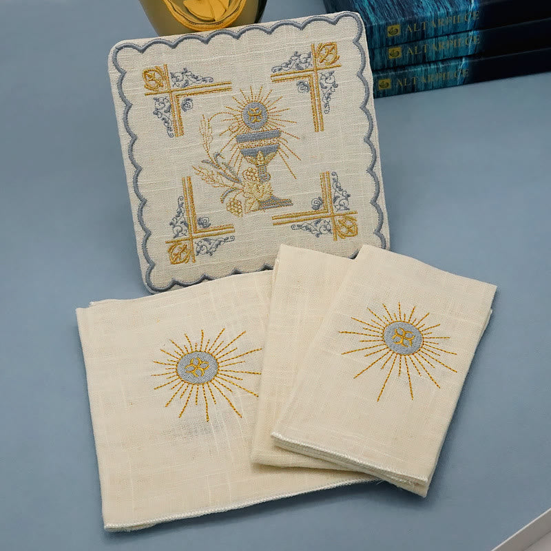 Christianartworkshop Ensemble de lin d'autel religieux de style classique comprenant un calice, un voile et un purificatoire. - image 1