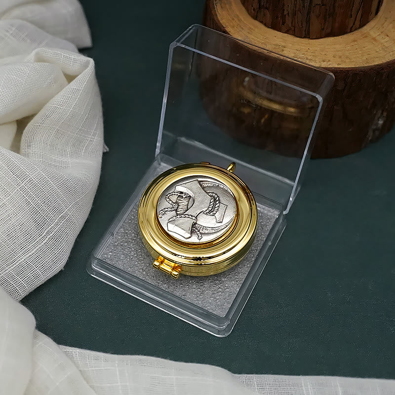 Christianartworkshop Pyx plaqué or orné du symbole Tau – Vase sacré pour la Sainte Eucharistie - Colonne sainte - image 0