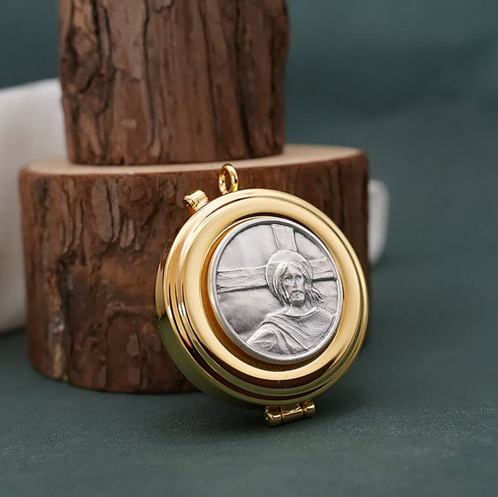 Christianartworkshop Pyx plaqué or à motif « Voyez cet homme » – Vase sacré pour la Sainte Eucharistie - image 1