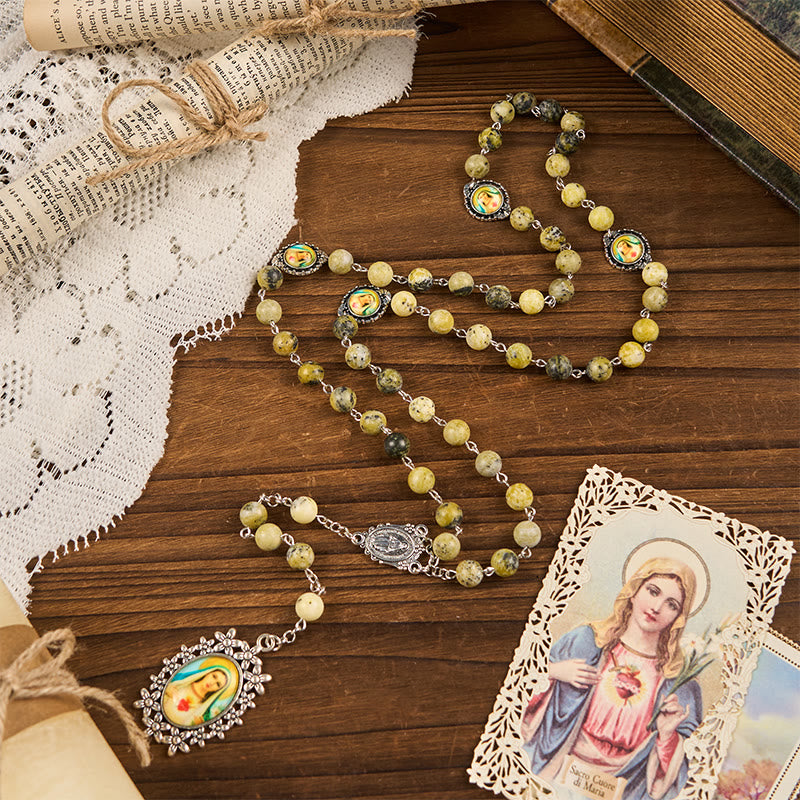 Christianartworkshop Chapelet en alliage jaune avec médaille miraculeuse et cœur immaculé de 8 mm de diamètre, pierre ronde. - Jaune - image 0