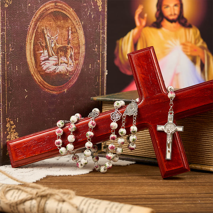 Christianartworkshop Médaille miraculeuse et crucifix en perles de céramique florale rose de 8 mm, chapelet de prière - image 4