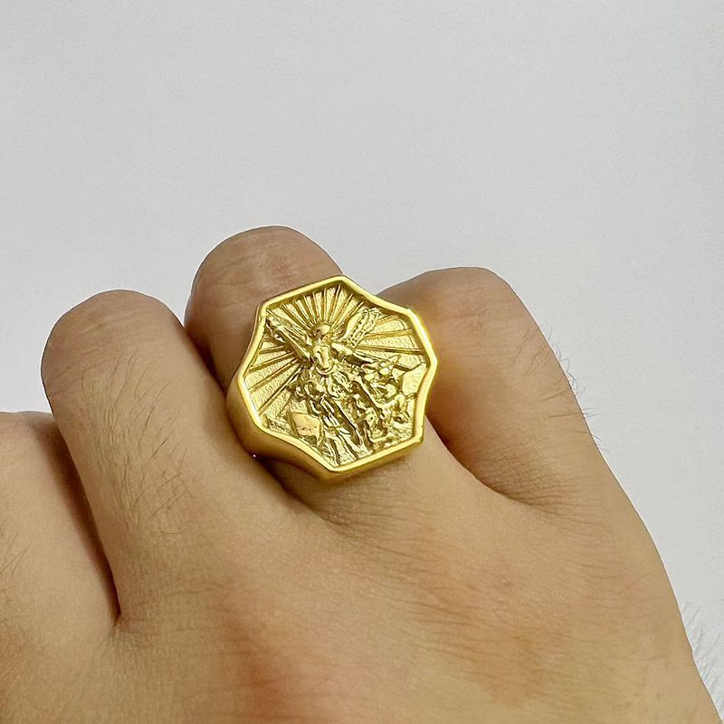 Bague exclusive Christianartworkshop représentant l'archange Saint Michel - Expression de la foi au quotidien - image 4