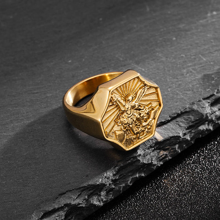 Bague exclusive Christianartworkshop représentant l'archange Saint Michel - Expression de la foi au quotidien - image 2