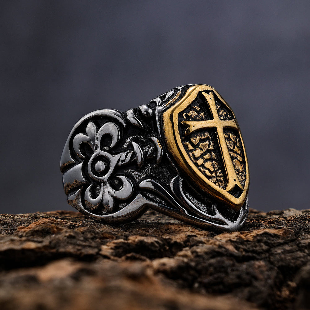 Bague croix artisanale exclusive de Christianartworkshop - Expression de la foi au quotidien - image 1