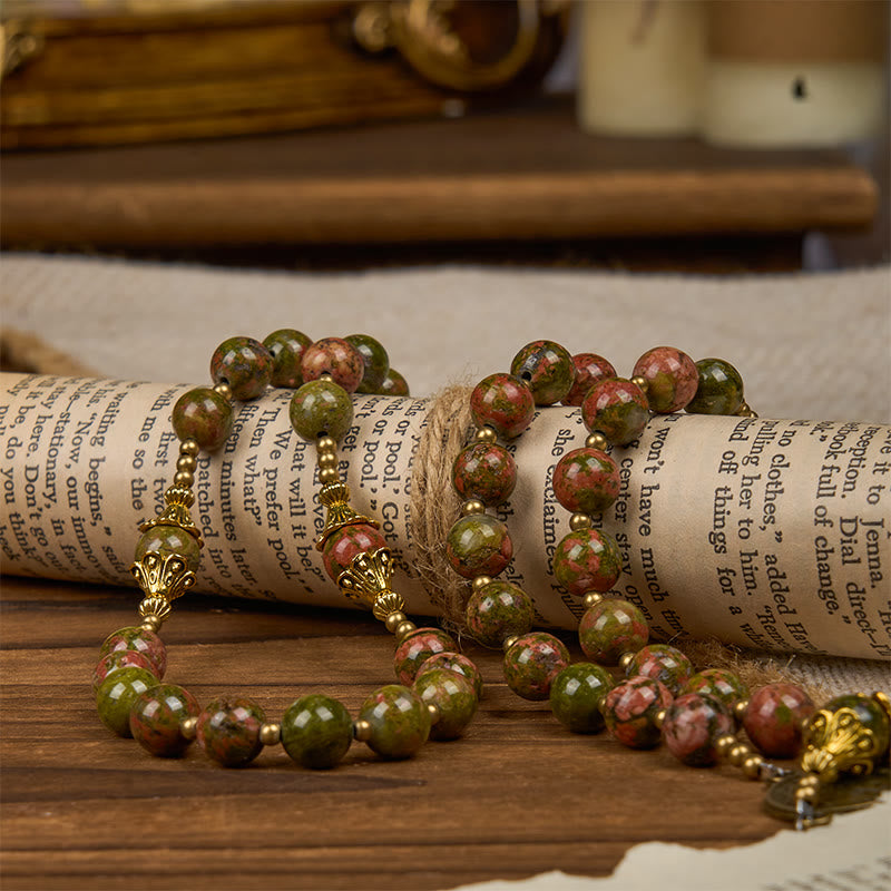 Christianartworkshop Chapelet en chrysocolle de 8 mm, orné d'un crucifix et de l'effigie de Saint Benoît, fait main - Création exclusive pour la prière. - image 9