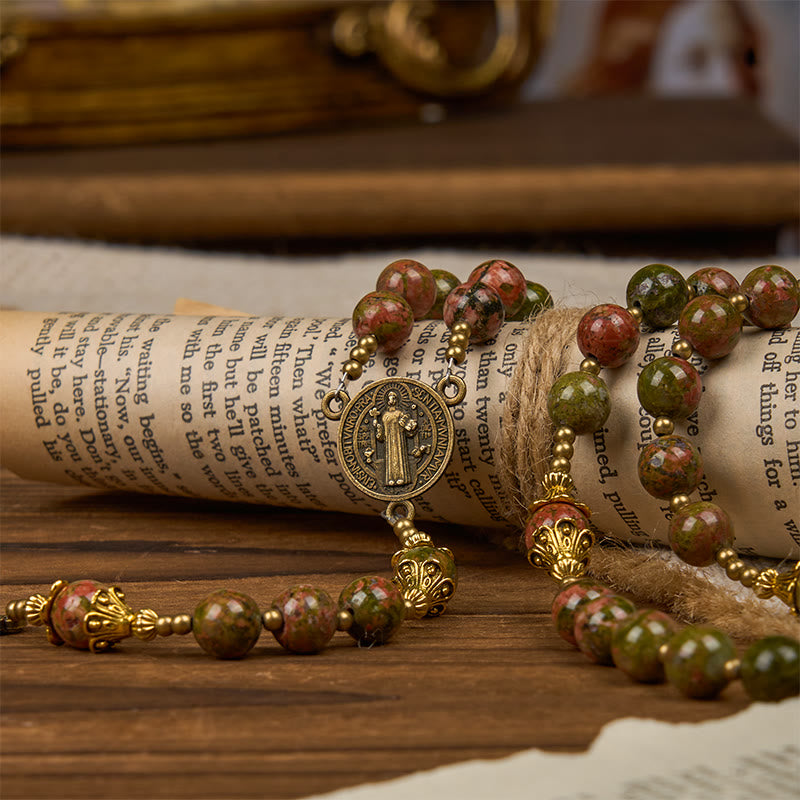 Christianartworkshop Chapelet en chrysocolle de 8 mm, orné d'un crucifix et de l'effigie de Saint Benoît, fait main - Création exclusive pour la prière. - image 8