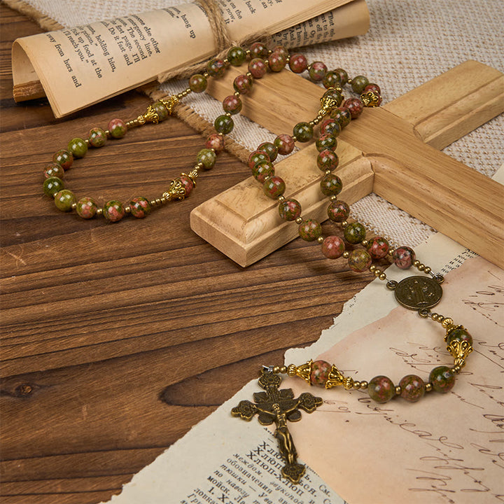 Christianartworkshop Chapelet en chrysocolle de 8 mm, orné d'un crucifix et de l'effigie de Saint Benoît, fait main - Création exclusive pour la prière. - image 13
