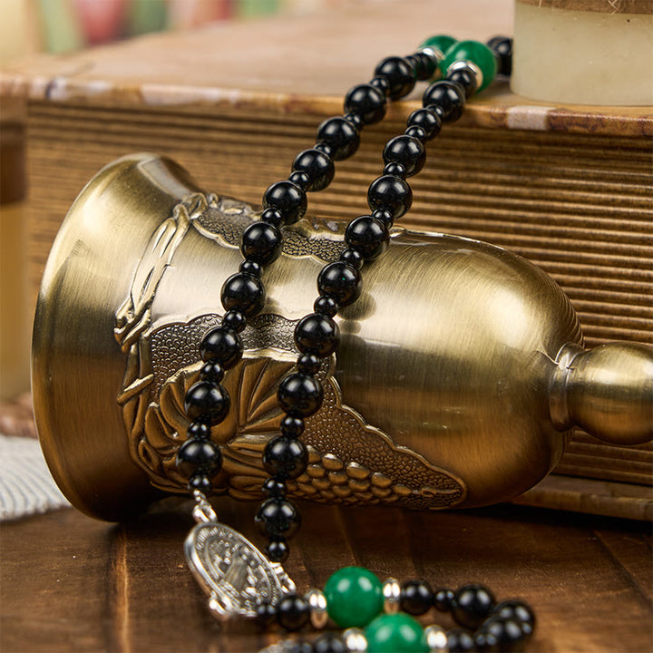 Christianartworkshop FOI PRIÉE : Chapelet fait main en obsidienne et jade, orné d'un crucifix et de perles de 8 mm, avec croix et pendentif Saint Benoît. - image 9