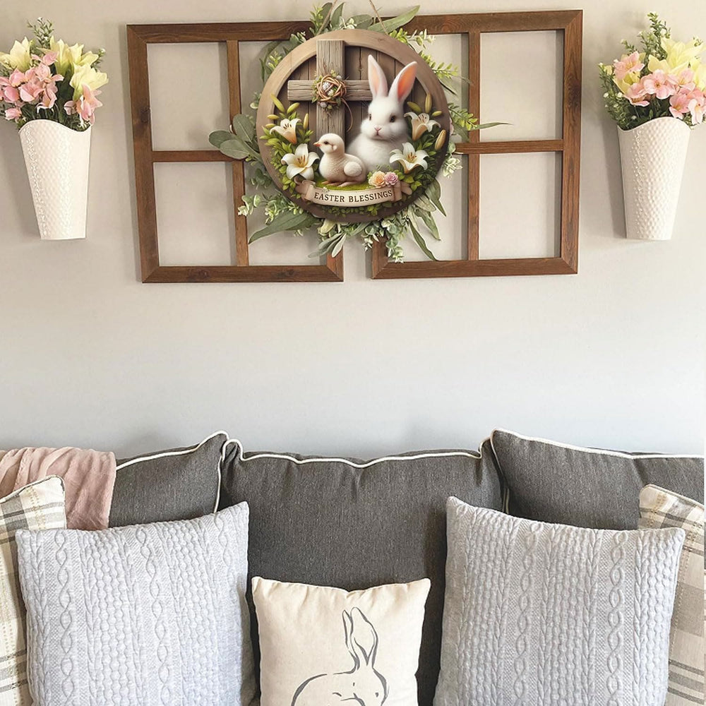 Christianartworkshop Ornement en bois à suspendre pour jardin, lapin de Pâques et croix, symbole de bénédiction pascale - image 1