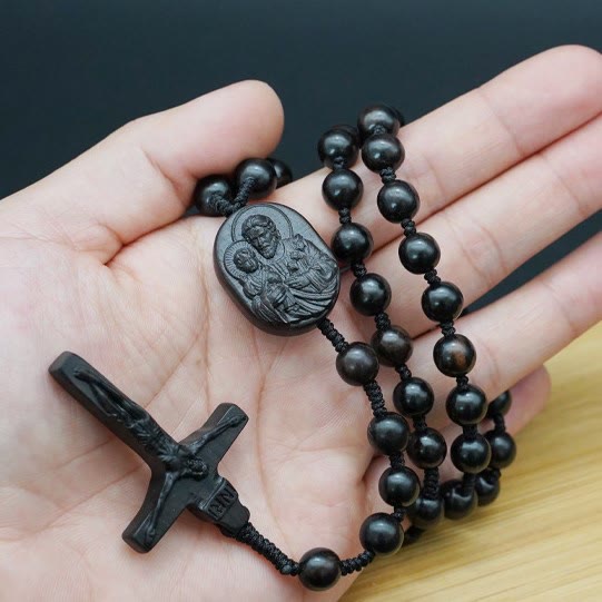 Christianartworkshop Chapelet crucifix en perles de bois d'olivier - image 7