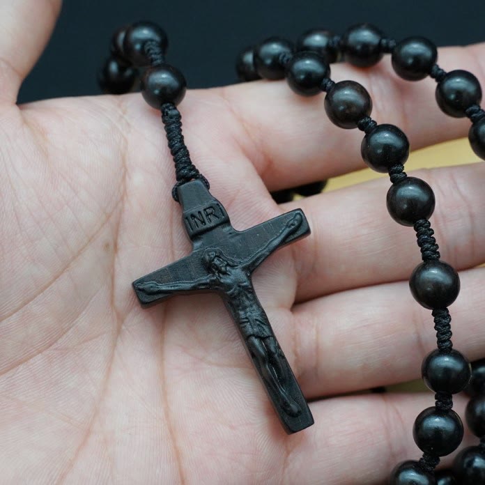 Christianartworkshop Chapelet crucifix en perles de bois d'olivier - image 6