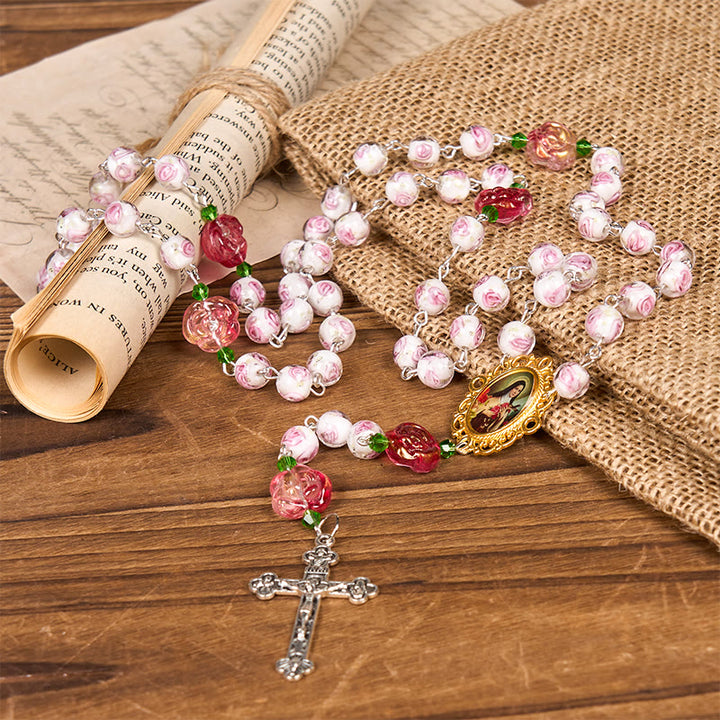 Christianartworkshop Médaille Sainte Thérèse et crucifix de 8 mm, chapelet élégant en rose et ivoire à motif floral — Accueillez la grâce et la beauté de la foi - image 3