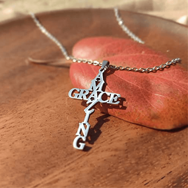 Christianartworkshop Collier Croix AMAZING GRACE : Un témoignage d'amour divin - image 1