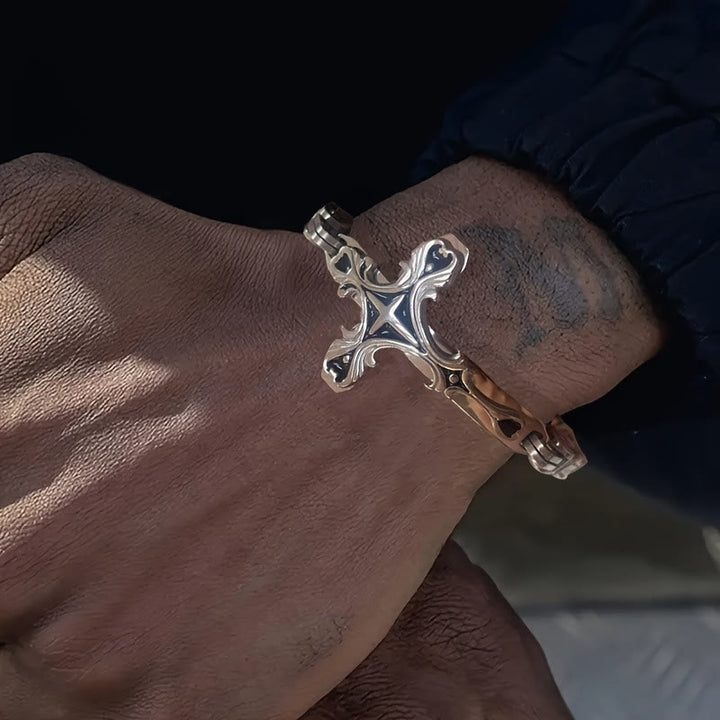 Bracelet homme Iron & Faith de Christianartworkshop : Force et rédemption dans chaque maillon - Argent - image 0