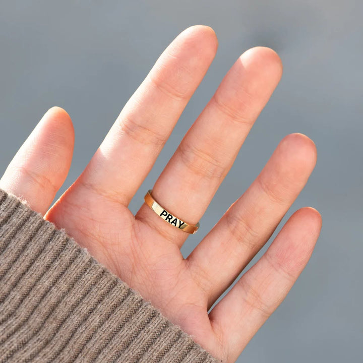 Bague « Prière » en argent 925 représentant Jésus et la croix, signée Christianartworkshop - Puiser la puissance divine dans la foi - Or - 10 US - image 0