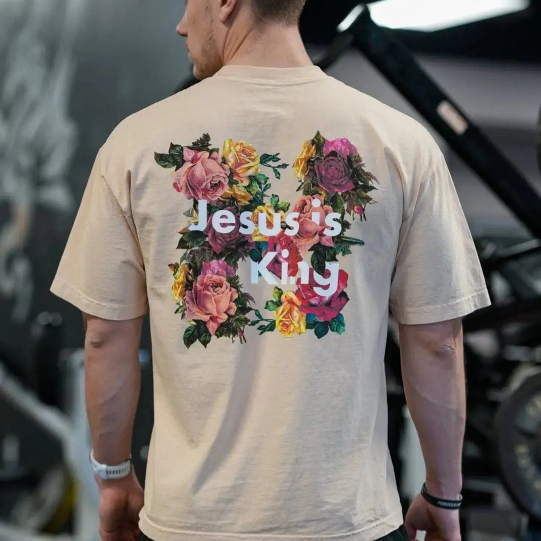 T-shirt chrétien orné de fleurs « Jésus est roi » de Christianartworkshop - image 15