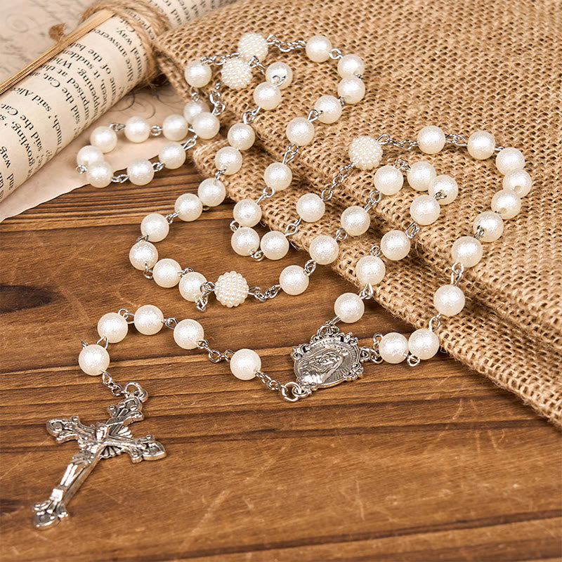 Christianartworkshop Médaille Notre-Dame et crucifix, chapelet de perles rondes en acrylique blanc de 8 mm - image 1