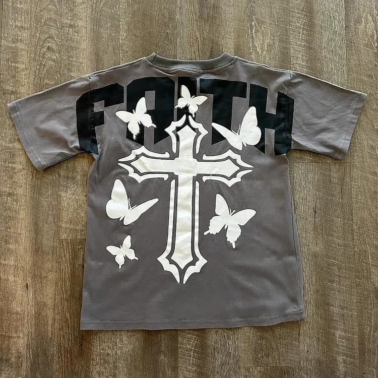 T-shirt à manches courtes « FOI » de Christianartworkshop - image 12