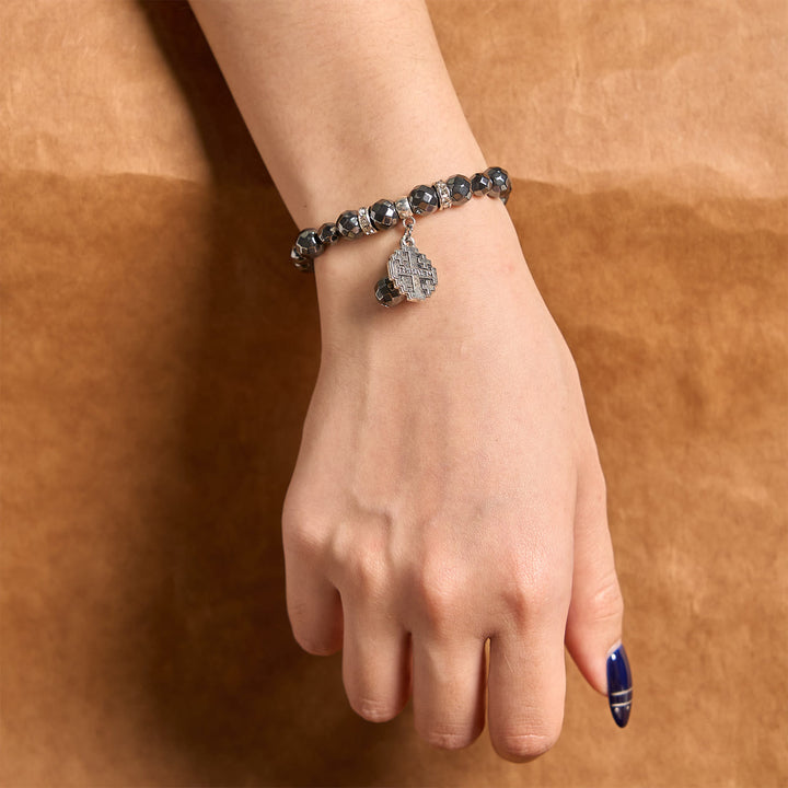 Bracelet inspiré de la pierre biliaire noire brillante de Jérusalem, réalisé par Christianartworkshop : un symbole de foi - image 2