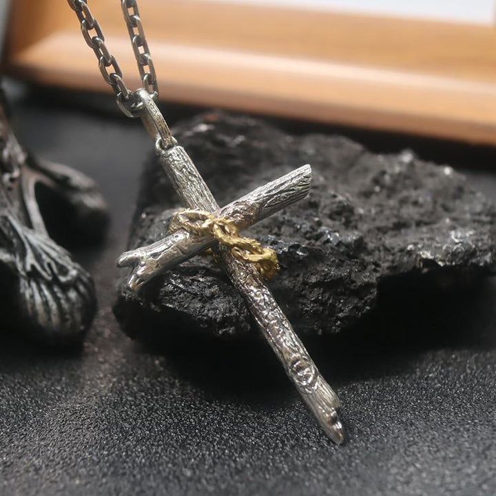Collier Croix d'épines en argent sterling 925 de Christianartworkshop : un symbole de foi - image 2