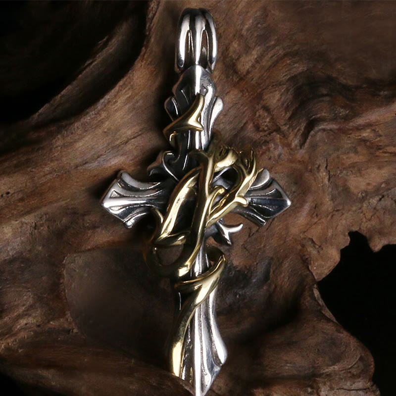 Collier crucifix en argent sterling 925 Christianartworkshop (2 styles) : Révélez votre côté sombre - Or et argent - image 0