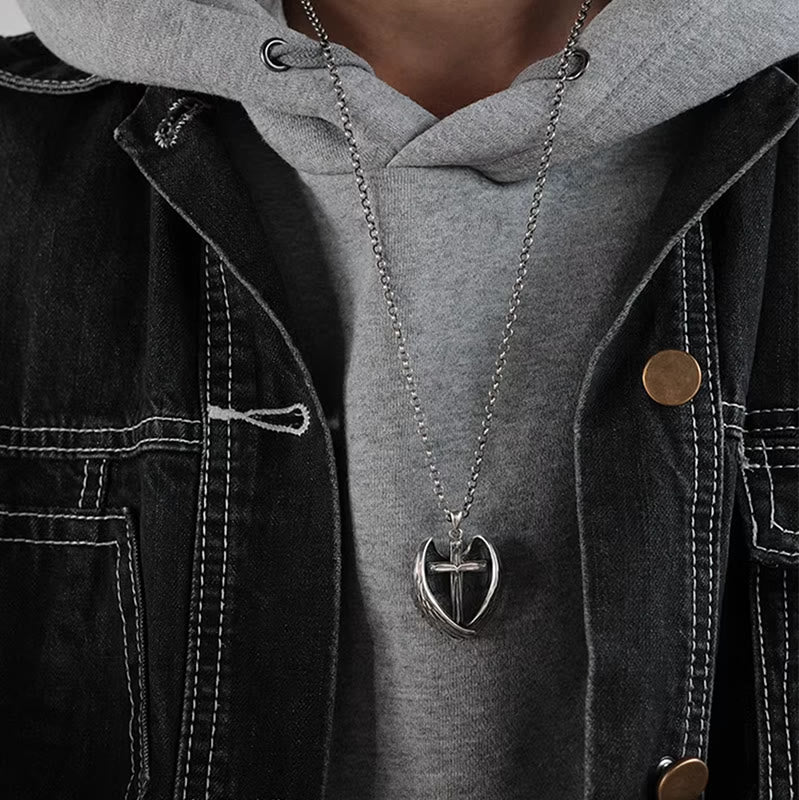 Collier croix ailes d'ange en argent sterling 925 de Christianartworkshop : symbole de foi et de grâce céleste - image 1