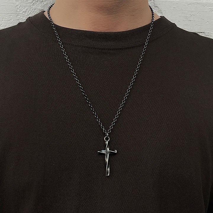 Collier croix en argent sterling 999 de Christianartworkshop : une touche d'élégance. - image 1