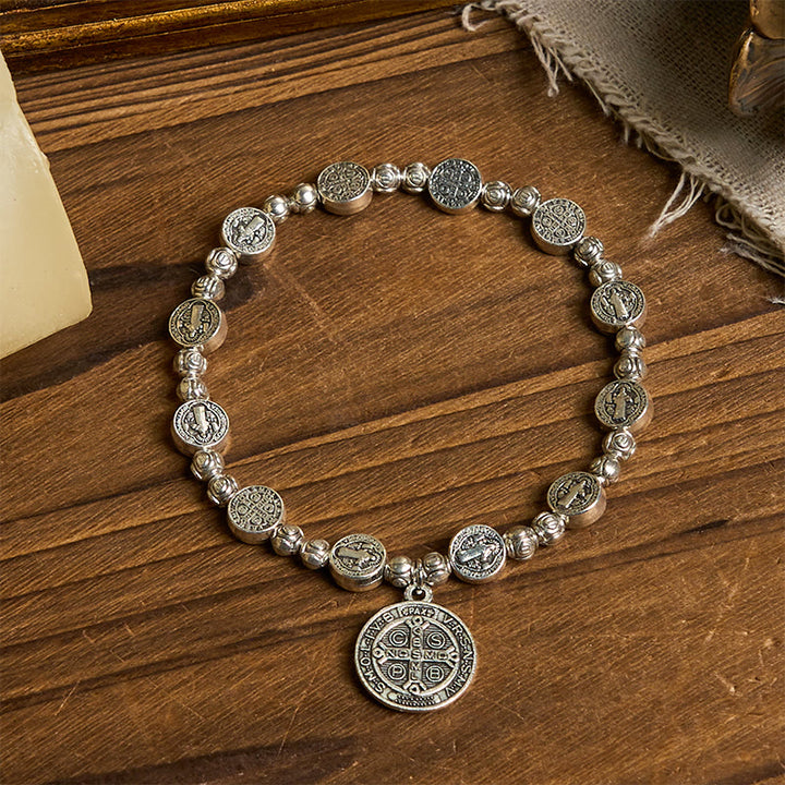 Bracelet crucifix Saint Benoît et rose de Christianartworkshop : un accessoire chrétien intemporel pour exprimer sa foi au quotidien. - image 2