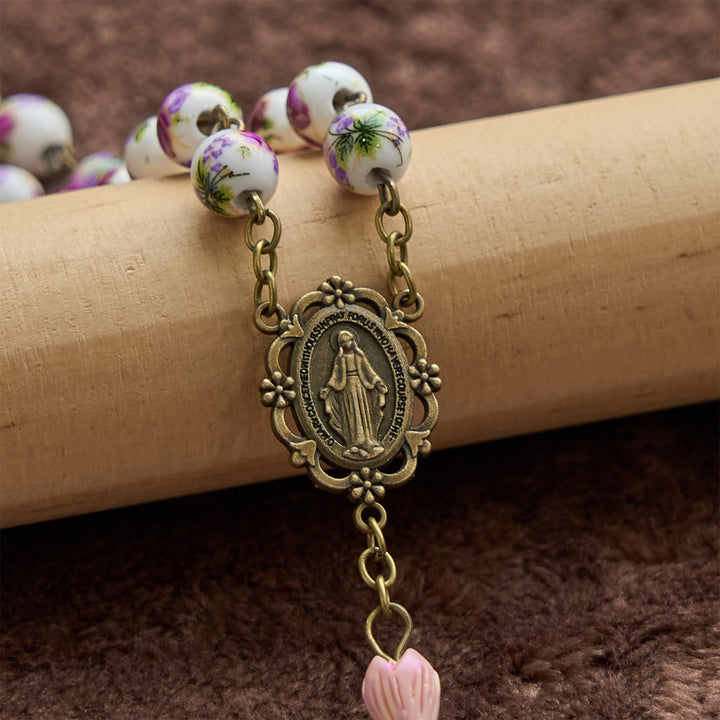 Christianartworkshop Médaille miraculeuse et crucifix en perles de céramique de 8 mm et perles de résine en forme de fleur, chapelet fait main - image 6