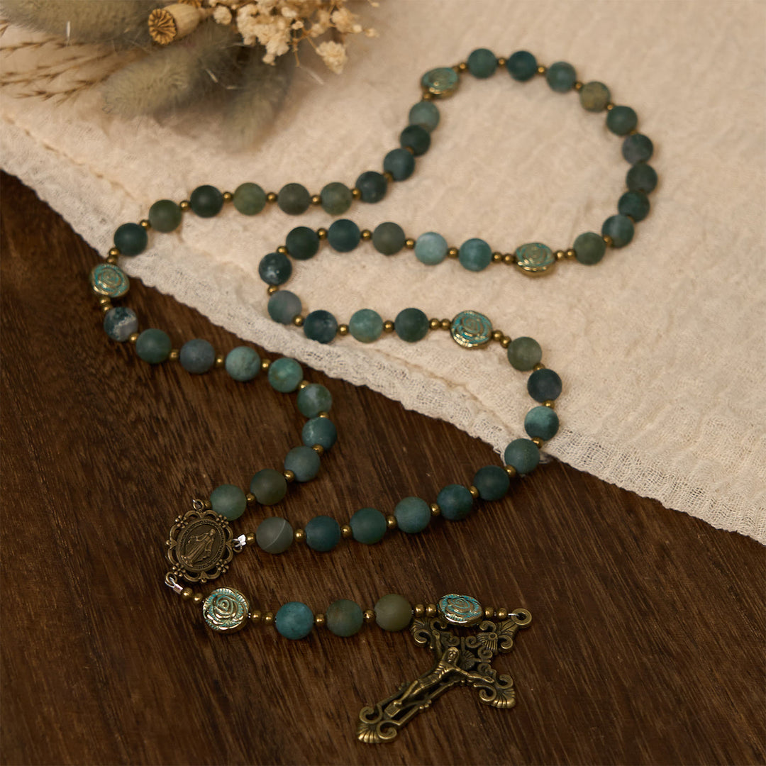 Christianartworkshop Chapelet de prière en agate verte orné de roses en bronze : un chemin sacré de guérison et de foi - image 4