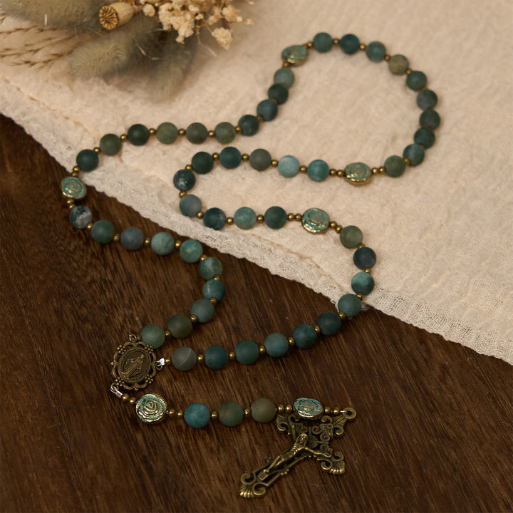 Christianartworkshop Chapelet de prière en agate verte orné de roses en bronze : un chemin sacré de guérison et de foi - image 4