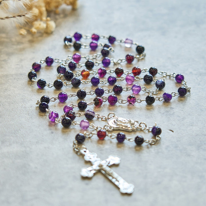 Christianartworkshop Chapelet en agate violette de 6 mm : un rappel de la nature royale et divine de Dieu - image 2