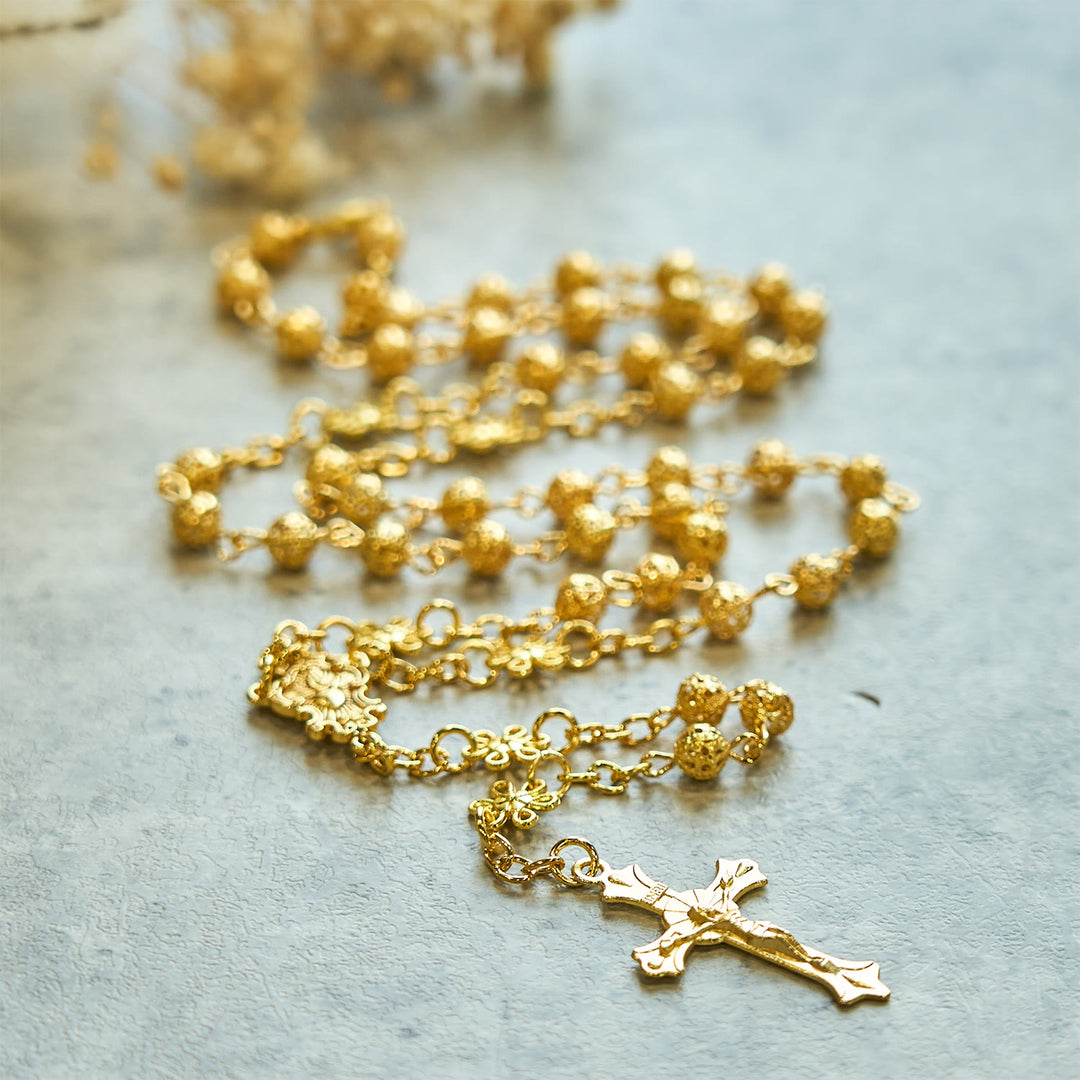 Christianartworkshop Sacré-Cœur de Jésus et crucifix en boule de métal doré de 6 mm, chapelet en forme de fleur - image 4