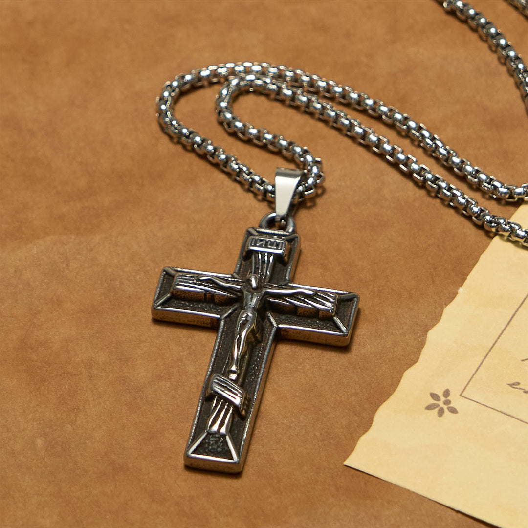 Christianartworkshop Collier pendentif crucifix style rétro classique : un emblème fidèle - image 1