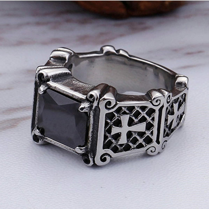 Bague de couple ornée d'une croix en pierre précieuse rouge et noire de Christianartworkshop : un symbole de foi et d'élégance - image 12