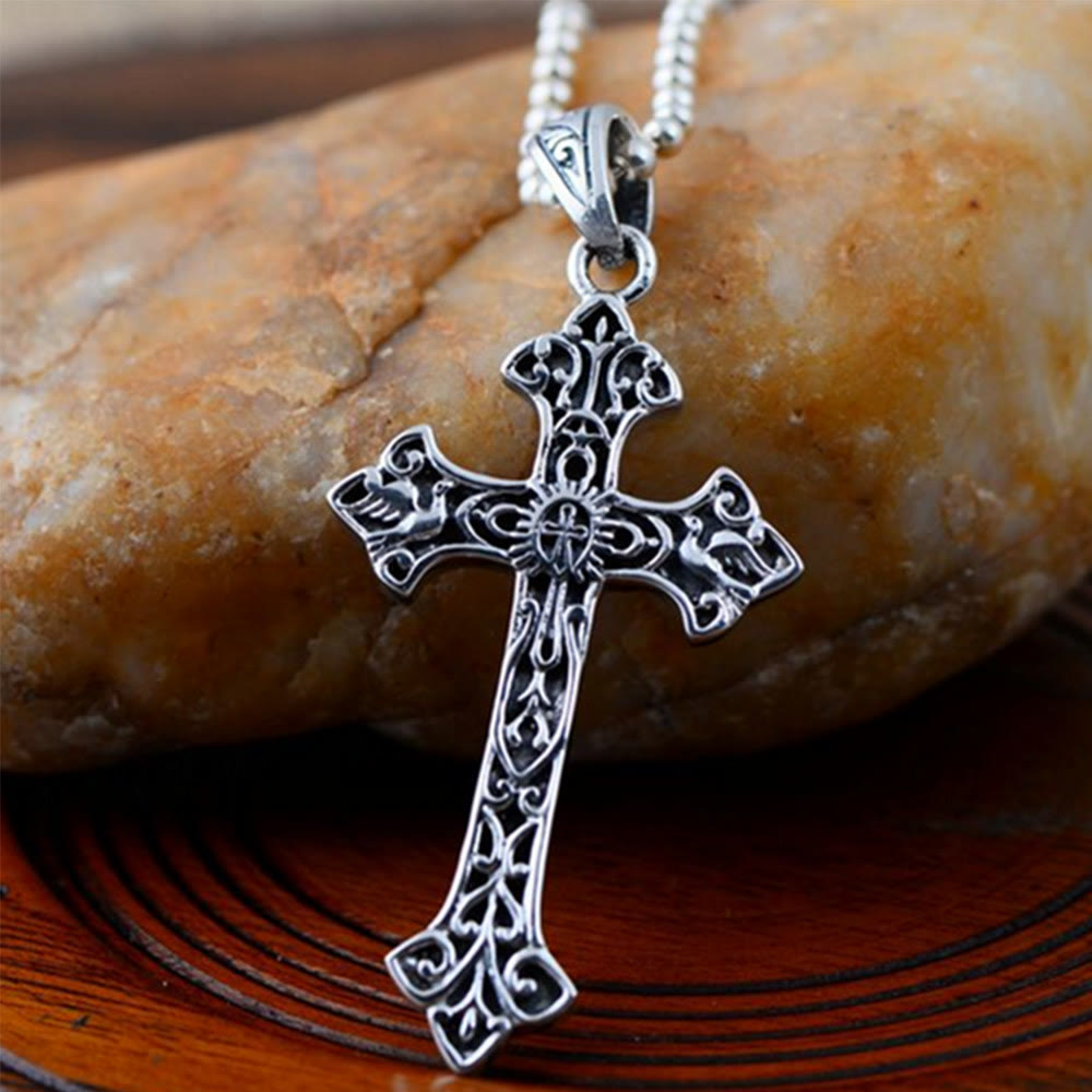Collier croix style vintage et minimaliste en argent sterling 925 de Christianartworkshop : symbole distinctif de la foi - Argent sterling 925 - image 0